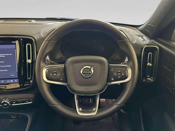 Volvo XC40 Recharge 69kWh Ultimate SUV 5dr Electric Auto RWD (238 ps)