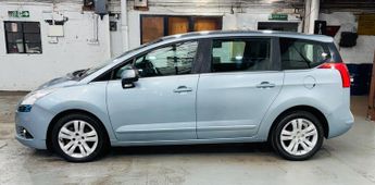Peugeot 5008 2.0 HDi Active Auto Euro 5 5dr