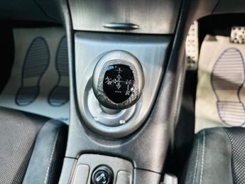 Honda Civic 1.4 i-VTEC Type S i-Shift 3dr