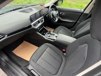 BMW 3 Series 2.0 330e 12kWh SE Pro Touring Auto Euro 6 (s/s) 5dr