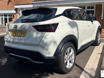 Nissan Juke 1.0 DIG-T Acenta DCT Auto Euro 6 (s/s) 5dr