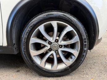 Nissan Juke 1.6 Tekna XTRON Euro 6 5dr