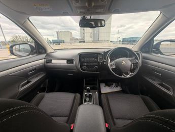 Mitsubishi Outlander 2.2 DI-D GX3 Auto 4WD Euro 6 5dr