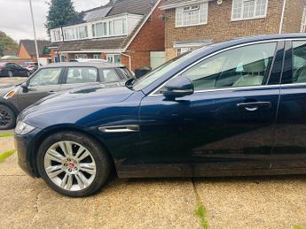 Jaguar XF 2.0d Portfolio Auto Euro 6 (s/s) 4dr