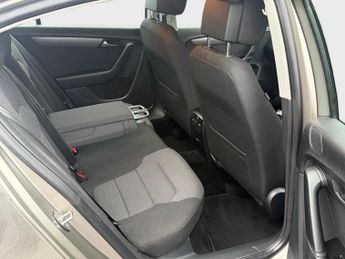 Volkswagen Passat 2.0 TDI BlueMotion Tech Highline DSG Euro 5 (s/s) 4dr