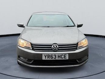 Volkswagen Passat 2.0 TDI BlueMotion Tech Highline DSG Euro 5 (s/s) 4dr