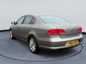 Volkswagen Passat 2.0 TDI BlueMotion Tech Highline DSG Euro 5 (s/s) 4dr