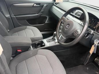 Volkswagen Passat 2.0 TDI BlueMotion Tech Highline DSG Euro 5 (s/s) 4dr