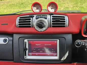 Smart fortwo 1.0 MHD Passion Cabriolet SoftTouch Euro 5 (s/s) 2dr