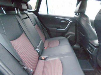 Suzuki Across 2.5 18.1kWh E-CVT 4WD Euro 6 (s/s) 5dr