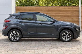 Hyundai Kona 64kWh Premium SUV 5dr Electric Auto (10.5kW Charger) (204 ps)