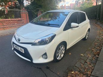Toyota Yaris 1.5 VVT-h T Spirit CVT Euro 5 5dr