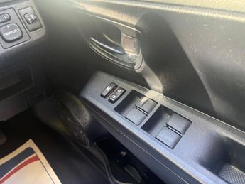 Toyota Yaris 1.5 VVT-h T Spirit CVT Euro 5 5dr