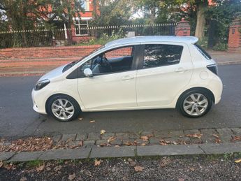 Toyota Yaris 1.5 VVT-h T Spirit CVT Euro 5 5dr