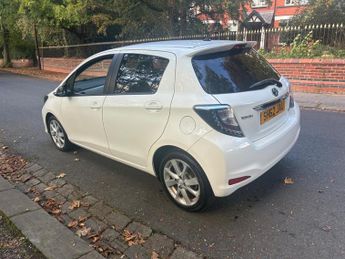 Toyota Yaris 1.5 VVT-h T Spirit CVT Euro 5 5dr