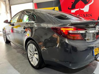 Vauxhall Insignia 2.0 CDTi SRi Nav Auto Euro 5 5dr