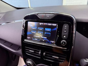 Renault Zoe R110 41kWh Dynamique Nav Auto 5dr (Battery Lease)