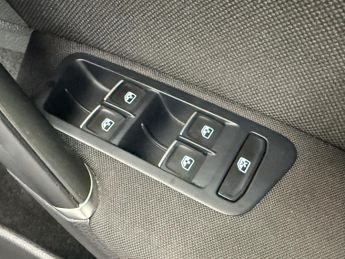 Volkswagen Golf 1.4 TSI 8.7kWh GTE DSG Euro 6 (s/s) 5dr