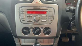 Ford Focus 1.6 Style 5dr