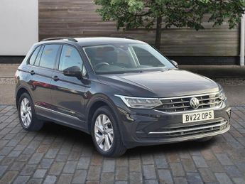 Volkswagen Tiguan 1.5 TSI Life SUV 5dr Petrol DSG Euro 6 (s/s) (150 ps)