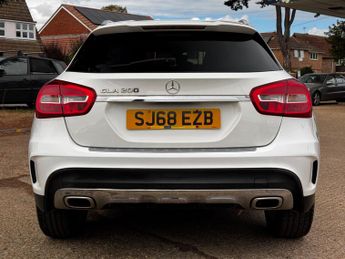 Mercedes-Benz GLA 1.6 GLA200 AMG Line 7G-DCT Euro 6 (s/s) 5dr