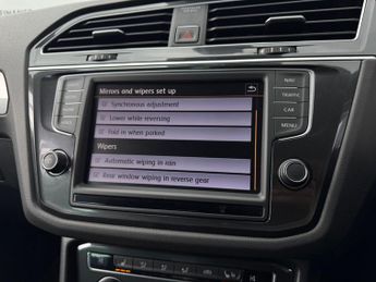 Volkswagen Tiguan 2.0 TDI BlueMotion Tech SE Navigation DSG 4Motion Euro 6 (s/s) 5