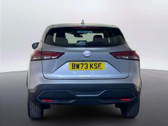 Nissan Qashqai 1.3 DIG-T MHEV Acenta Premium SUV 5dr Petrol Hybrid XTRON Euro 6