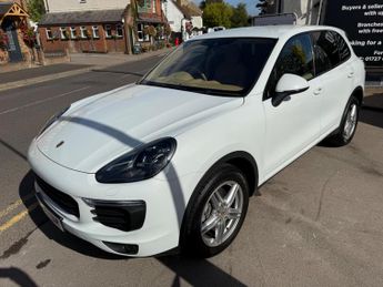 Porsche Cayenne 3.0 TD V6 TiptronicS 4WD Euro 6 (s/s) 5dr
