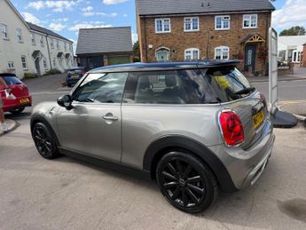 MINI Hatch 2.0 Cooper S Auto Euro 6 (s/s) 3dr