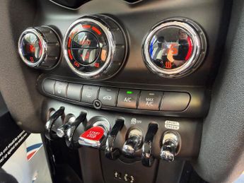 MINI Hatch 2.0 Cooper S Auto Euro 6 (s/s) 3dr