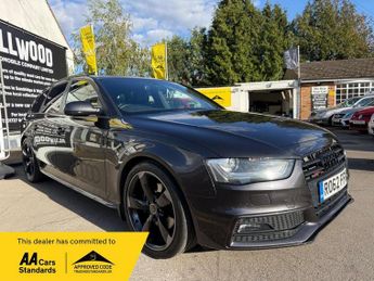 Audi A4 Avant 2.0 TFSI Black Edition Estate 5dr Petrol S Tronic quattro Euro 5