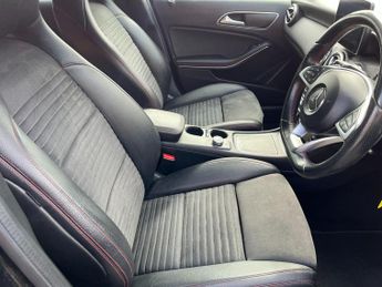 Mercedes-Benz A Class 1.5 A180d AMG Line (Executive) 7G-DCT Euro 6 (s/s) 5dr