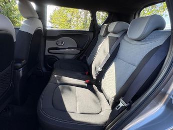 Kia Soul 1.6 GDi Connect Plus Euro 6 5dr