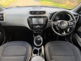 Kia Soul 1.6 GDi Connect Plus Euro 6 5dr