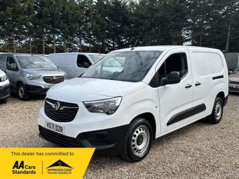 Vauxhall Combo 1.5 Turbo D 2300 Dynamic L2 H1 Euro 6 4dr