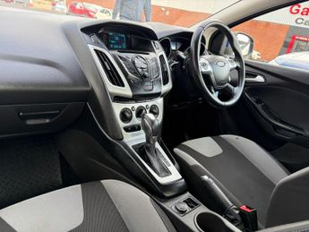 Ford Focus 1.6 Zetec Powershift Euro 5 5dr