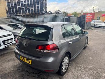 Volkswagen Golf 1.6 TDI BlueMotion Euro 5 (s/s) 5dr
