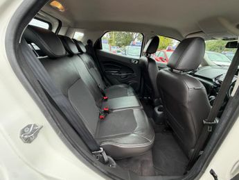Ford EcoSport 1.5 Titanium SUV 5dr Petrol Powershift 2WD Euro 5 (112 ps)