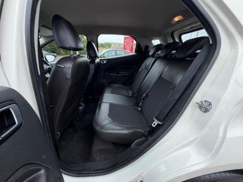 Ford EcoSport 1.5 Titanium SUV 5dr Petrol Powershift 2WD Euro 5 (112 ps)