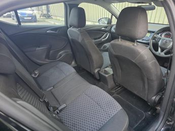 Vauxhall Astra 1.0i Turbo ecoFLEX Design Euro 6 (s/s) 5dr