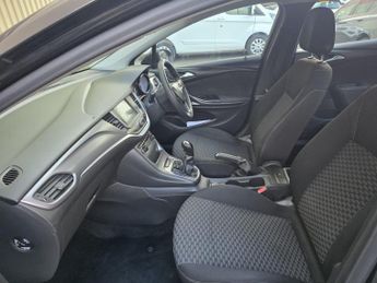 Vauxhall Astra 1.0i Turbo ecoFLEX Design Euro 6 (s/s) 5dr