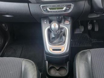 Renault Grand Scenic 1.5 dCi ENERGY Dynamique TomTom Euro 5 (s/s) 5dr