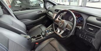 NISSAN LEAF 40kWh N-Connecta Hatchback 5dr Electric Auto (150 ps) 2KEY+NAV+3