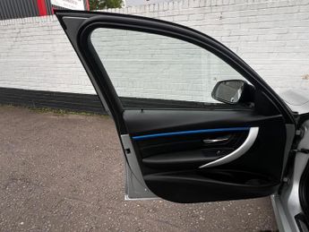 BMW 3 Series 2.0 320d M Sport Auto xDrive Euro 6 (s/s) 4dr
