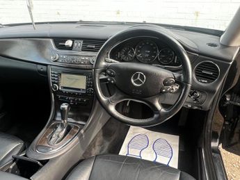 Mercedes-Benz CLS 3.0 CLS320 CDI Coupe 7G-Tronic 4dr