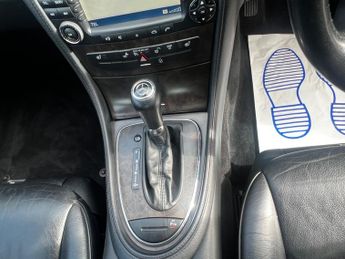 Mercedes-Benz CLS 3.0 CLS320 CDI Coupe 7G-Tronic 4dr