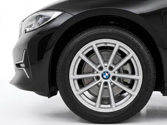 BMW 3 Series 2.0 330e 12kWh SE Pro Auto Euro 6 (s/s) 4dr