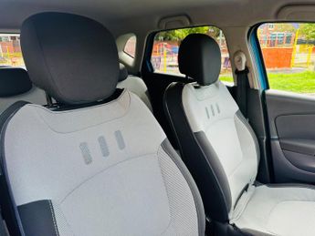 Renault Captur 1.5 dCi Dynamique S MediaNav SUV 5dr Diesel EDC Euro 5 (90 ps)