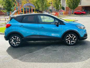Renault Captur 1.5 dCi Dynamique S MediaNav SUV 5dr Diesel EDC Euro 5 (90 ps)