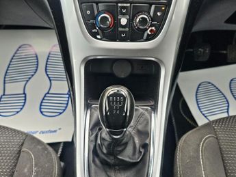 Vauxhall Astra 1.4 16v SRi Euro 5 5dr